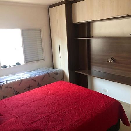 Apartamento Proximo A Praia Da Enseada Гуаружа Екстер'єр фото