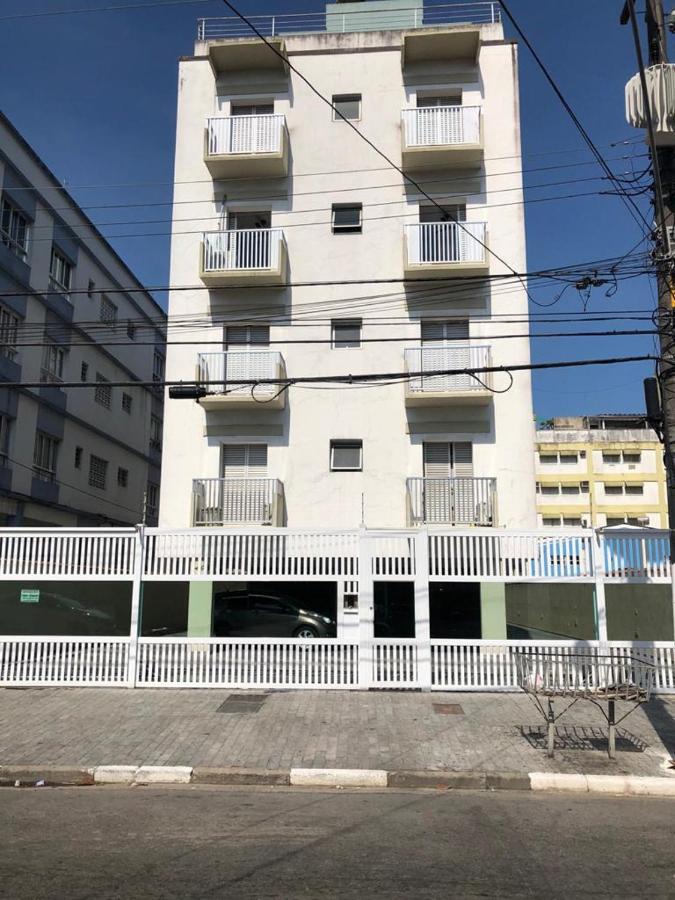 Apartamento Proximo A Praia Da Enseada Гуаружа Екстер'єр фото